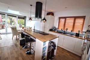 KITCHEN- click for photo gallery